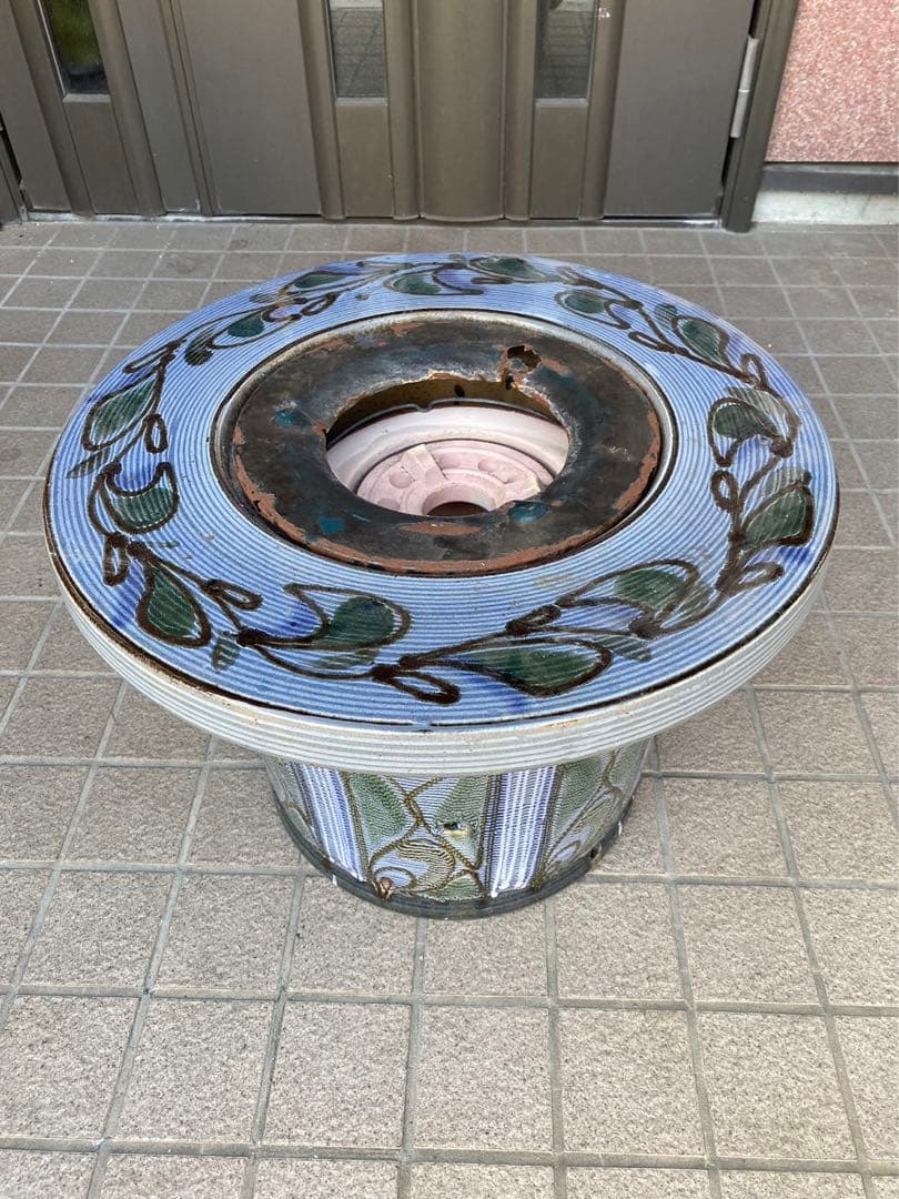 練炭火鉢.太成コンロ付き.五徳付き! 当時物! 昭和レトロ&アンティーク!