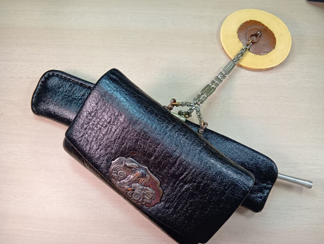 煙草入／天狗前金具／極上美品金工根付／２色煙管