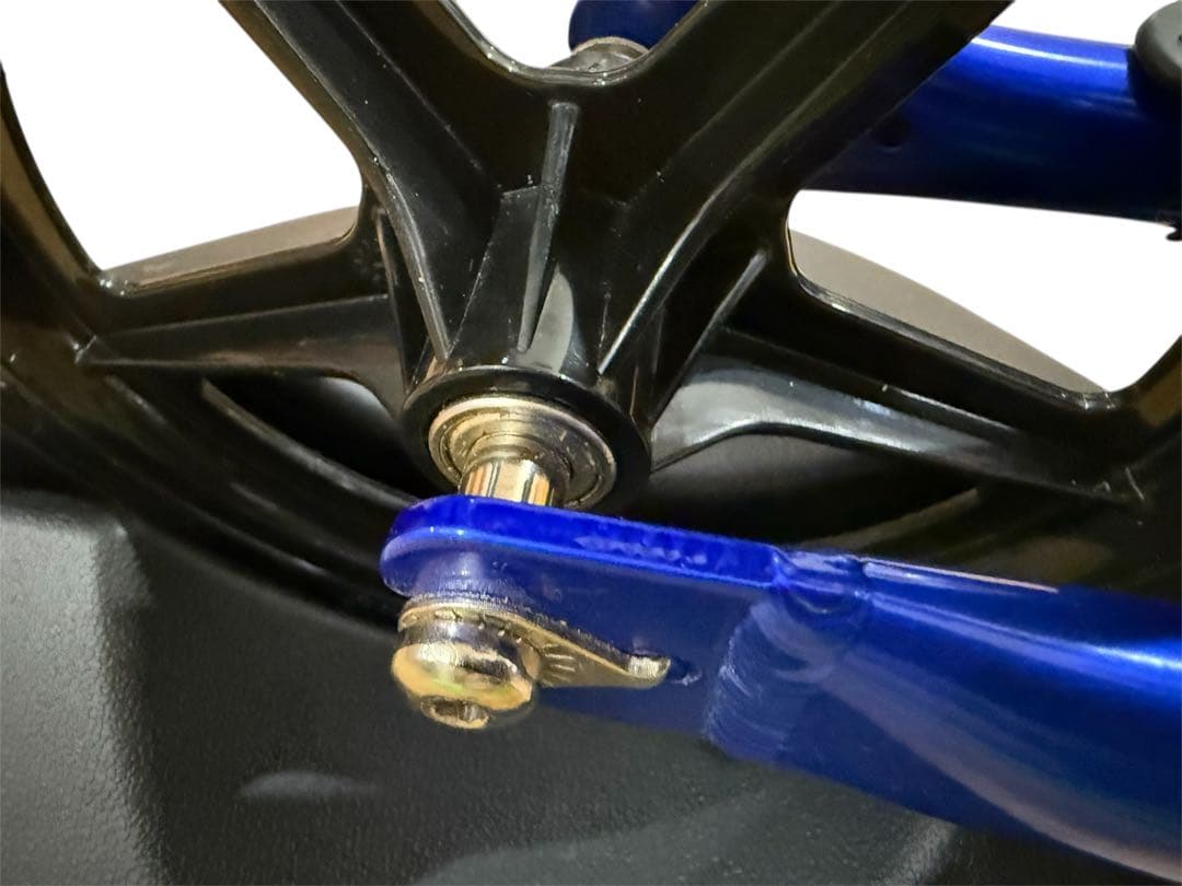 ★美品 ストライダー プロ ウルトラブルー キックバイク 12インチ アルミ製