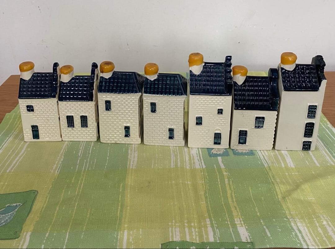 KLMオランダ航空　デルフト焼　ミニチュアハウス