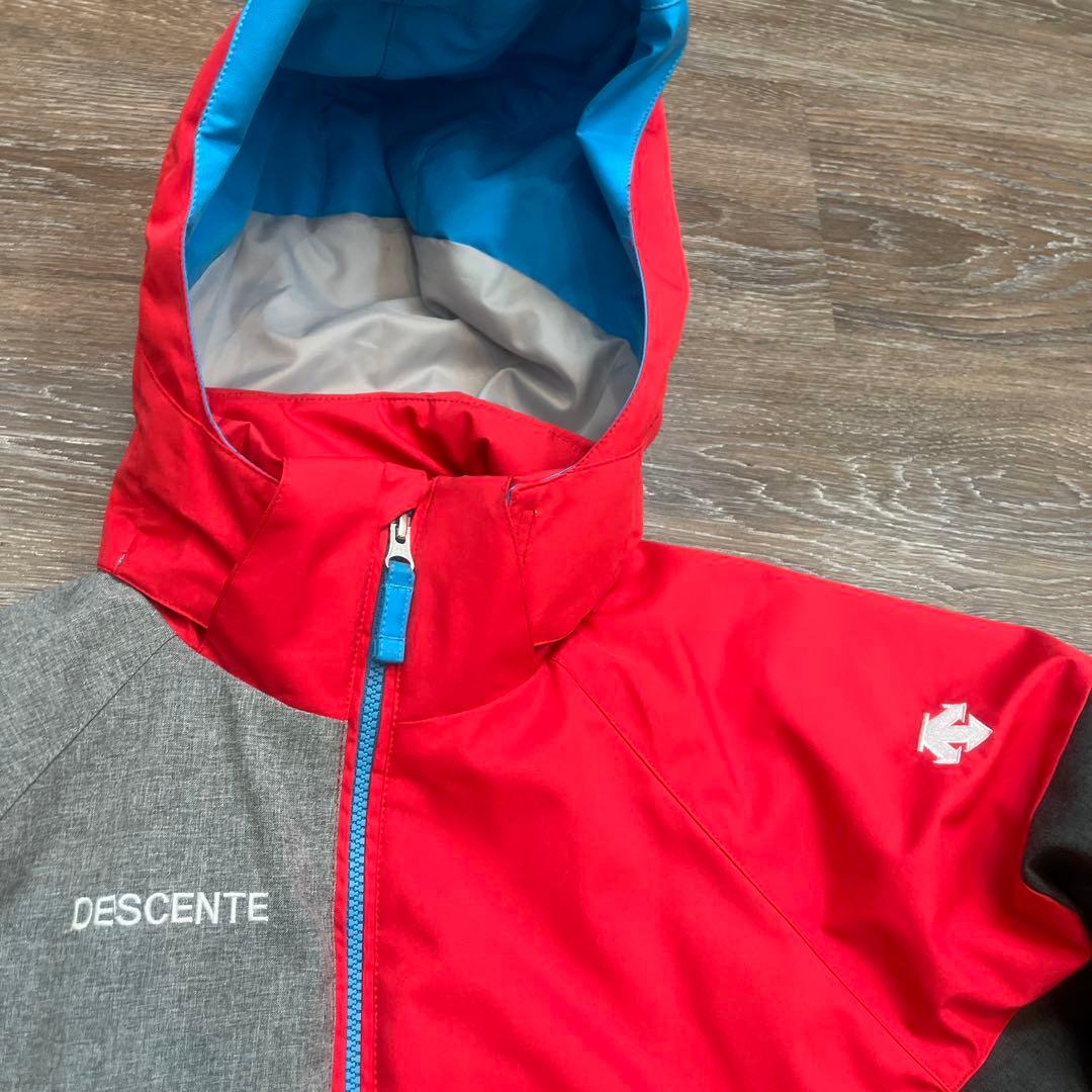 150 男の子　デサント　美品　　セットアップ　上下　スキーウェア