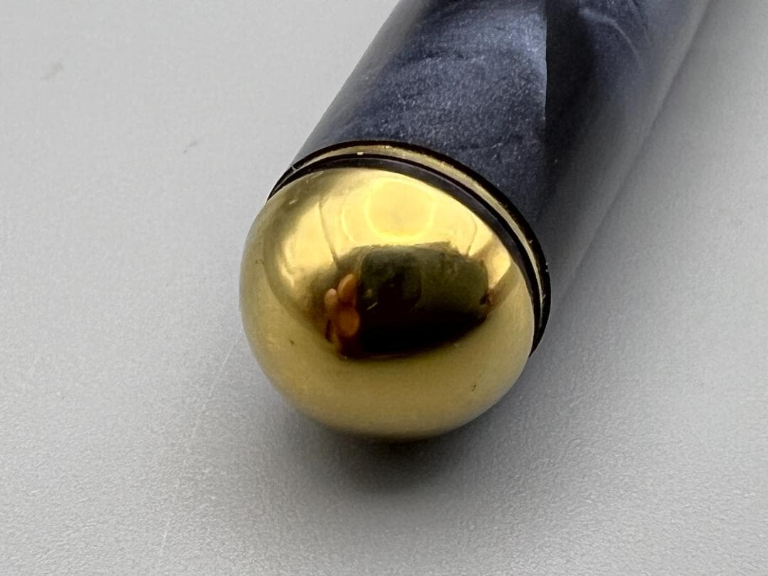 高級セルロイドの魅力！滑らかな質感！ 老舗ブランド 稀少14K 万年筆 英雄