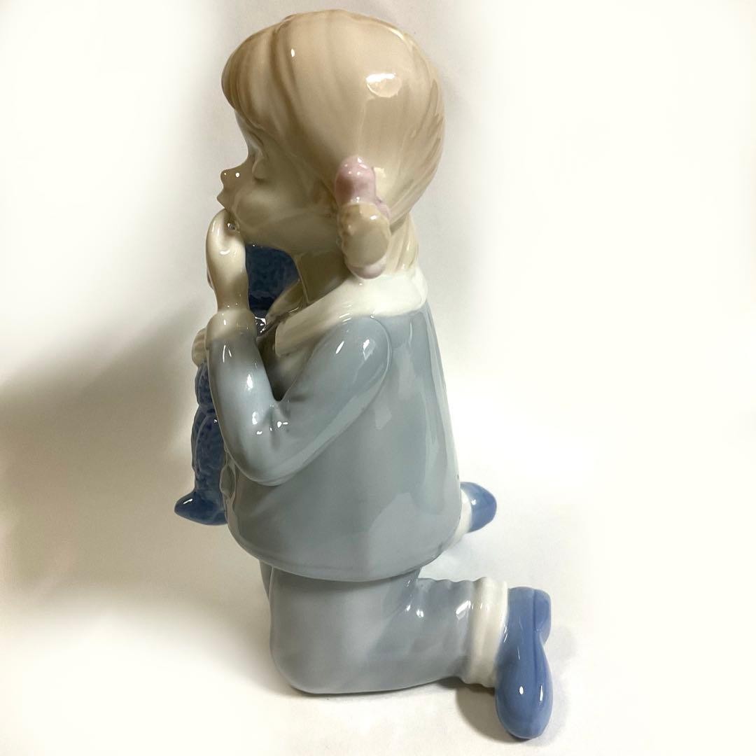 リヤドロ風フィギュリン　クマちゃん&女の子