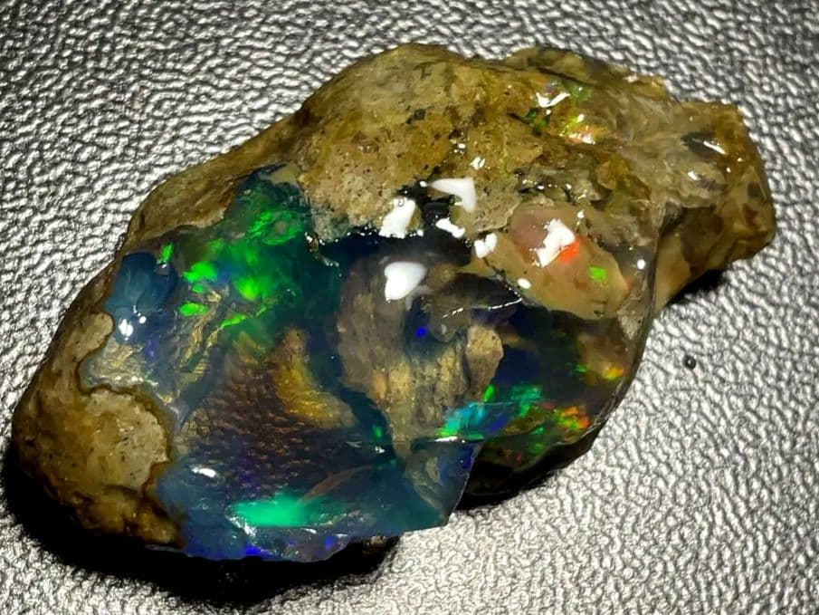 【40CT】エチオピア　オパール　原石　青　透明　黄色　ウェロ産