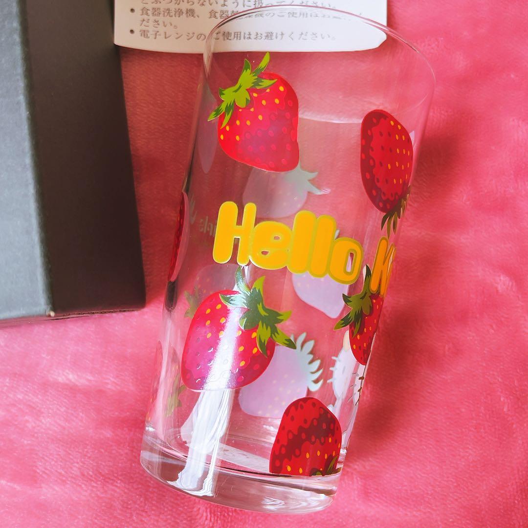 希少レア　ハローキティ　グラス　イチゴ　vivitex 2001 サンリオ