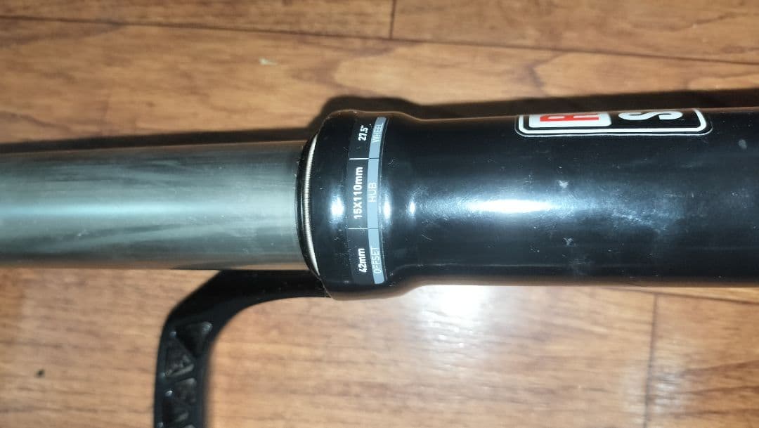 【送料無料】 ROCKSHOX Recon エアサスペンションフォーク