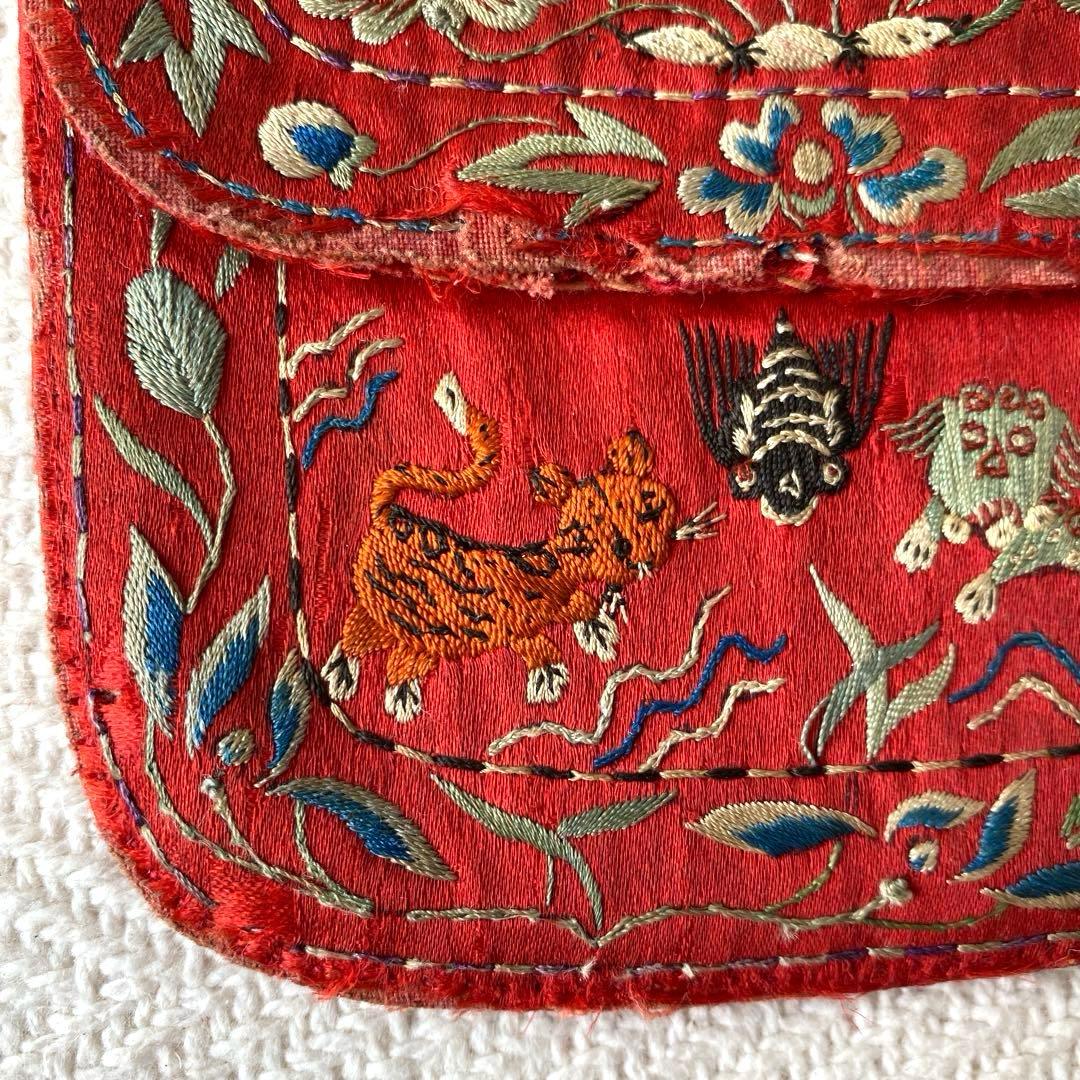 アンティーク シルクロード チャイナ チベット 赤シルク古刺繍 3口袋 時代物