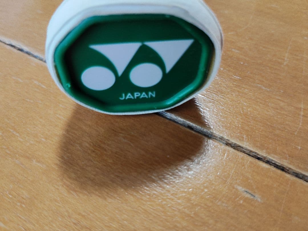 美品！ YONEX ナノフレア800プロ 4UG5