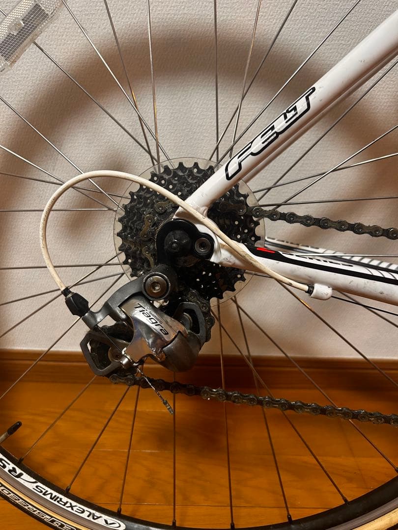 価格破壊！FELT Z95 ロードバイク ホワイト