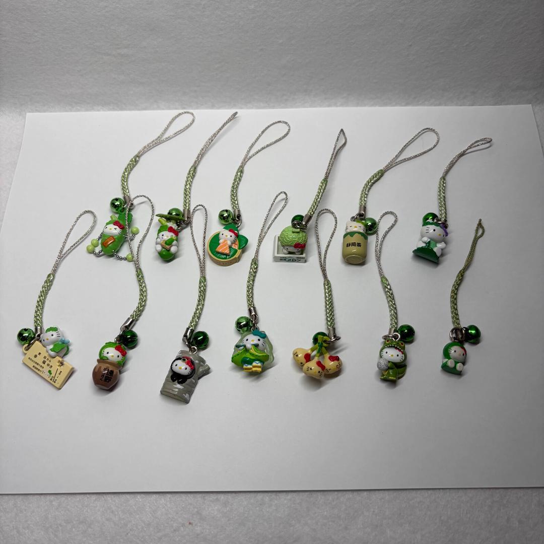 【まとめ売り】1999-2010年・ご当地キティ90個セット(訳あり)