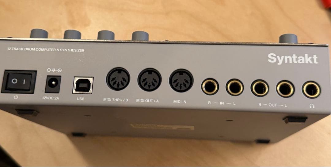 ELEKTRON Syntakt E25 RemixEdition シンセ