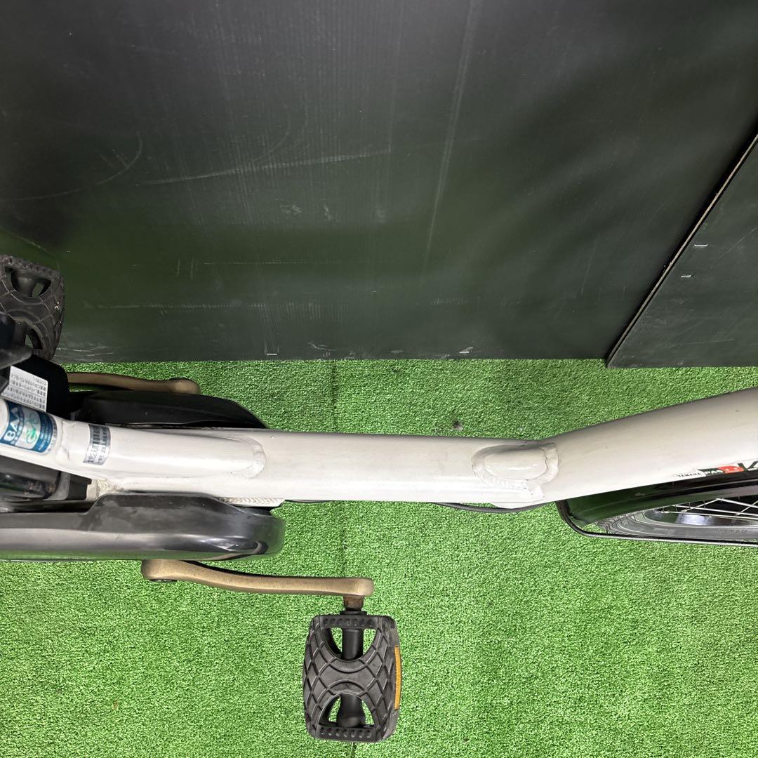 電動自転車 YAMAHA PAS kiss ホワイト 3人乗り対応　75