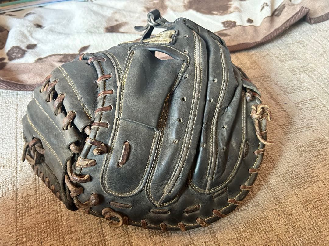 ラ*ー様 ハイゴールド　軟式キャッチャーミット 野球　グローブ