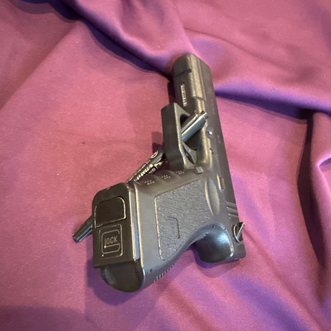 TOKYOMARUI GLOCK 18C 電動ガン バッテリー・充電器付き