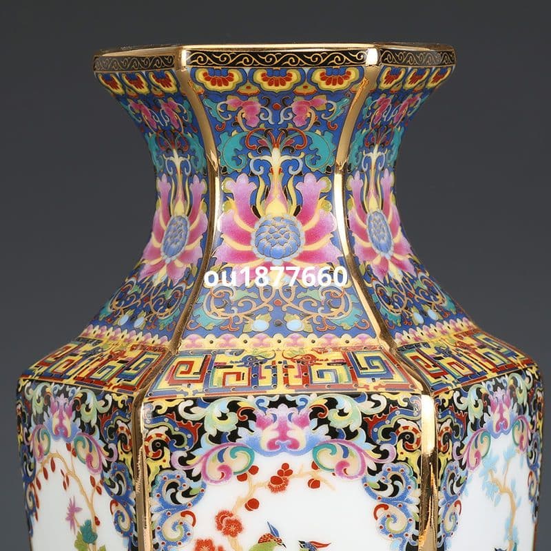 景徳鎮 陶磁器 乾隆琺瑯彩六方瓶 装飾品 現代工芸品 美術品 置物