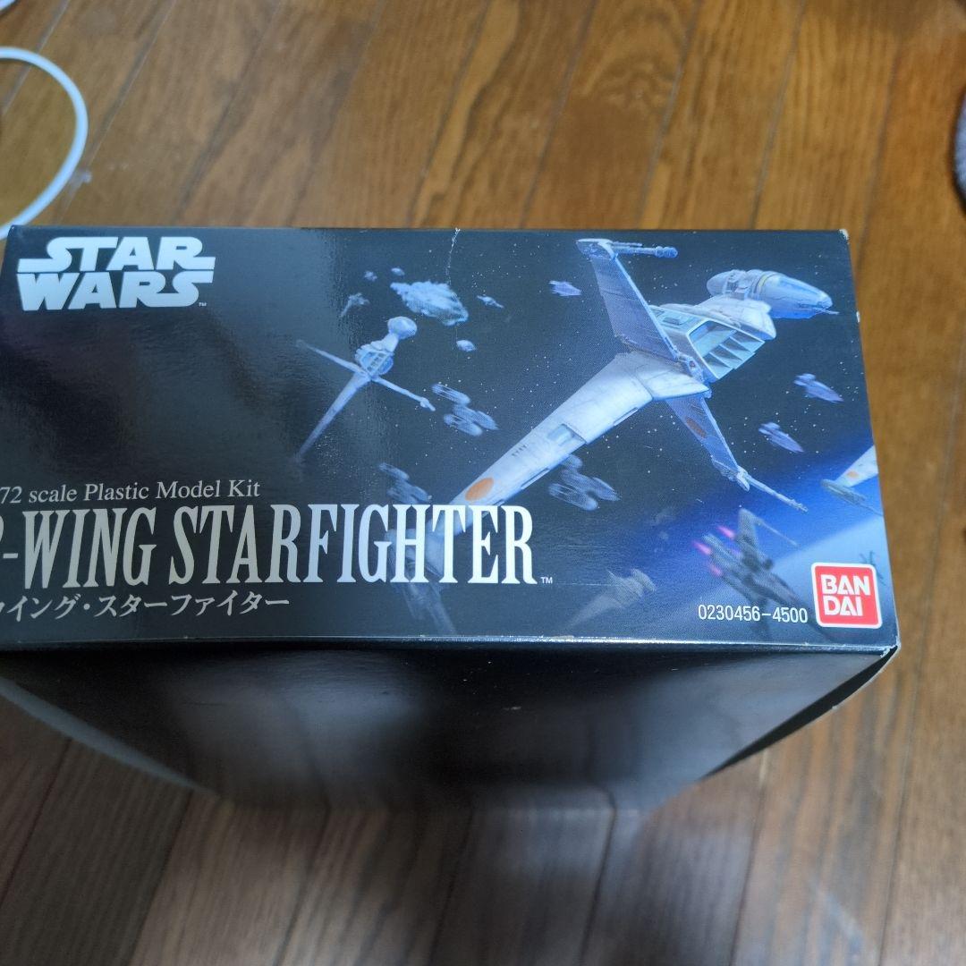 B-WING STARFIGHTER 1/72 プラモデルキット