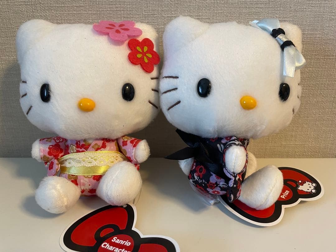 ハローキティ　浴衣　キーホルダー　マスコット　うさぎ　ぬいぐるみ　いちご　レトロ