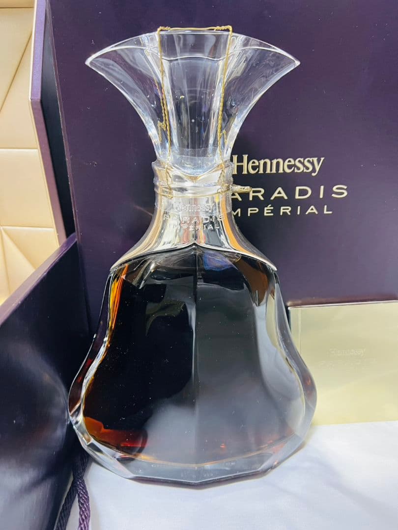 ヘネシー パラディ　アンペリアル　クリスタルボトル 冊子・化粧箱・外箱付き！