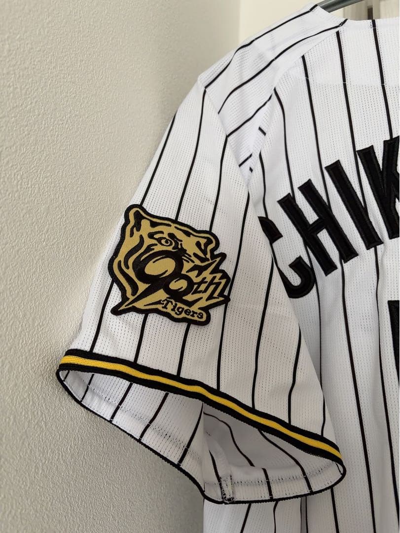 阪神タイガース　5 近本　90周年　レプリカユニフォーム　Lサイズ