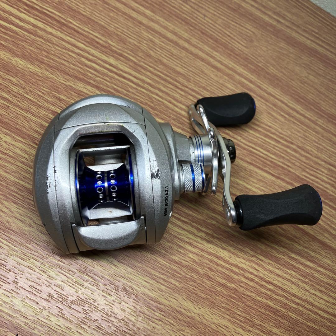 バスロッドだがショアジギングとかシーバスでも全然使える