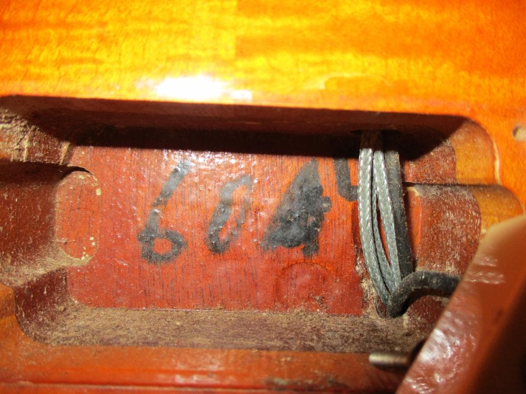 Burny RLG-60 '80年代前半(ネック折れ)