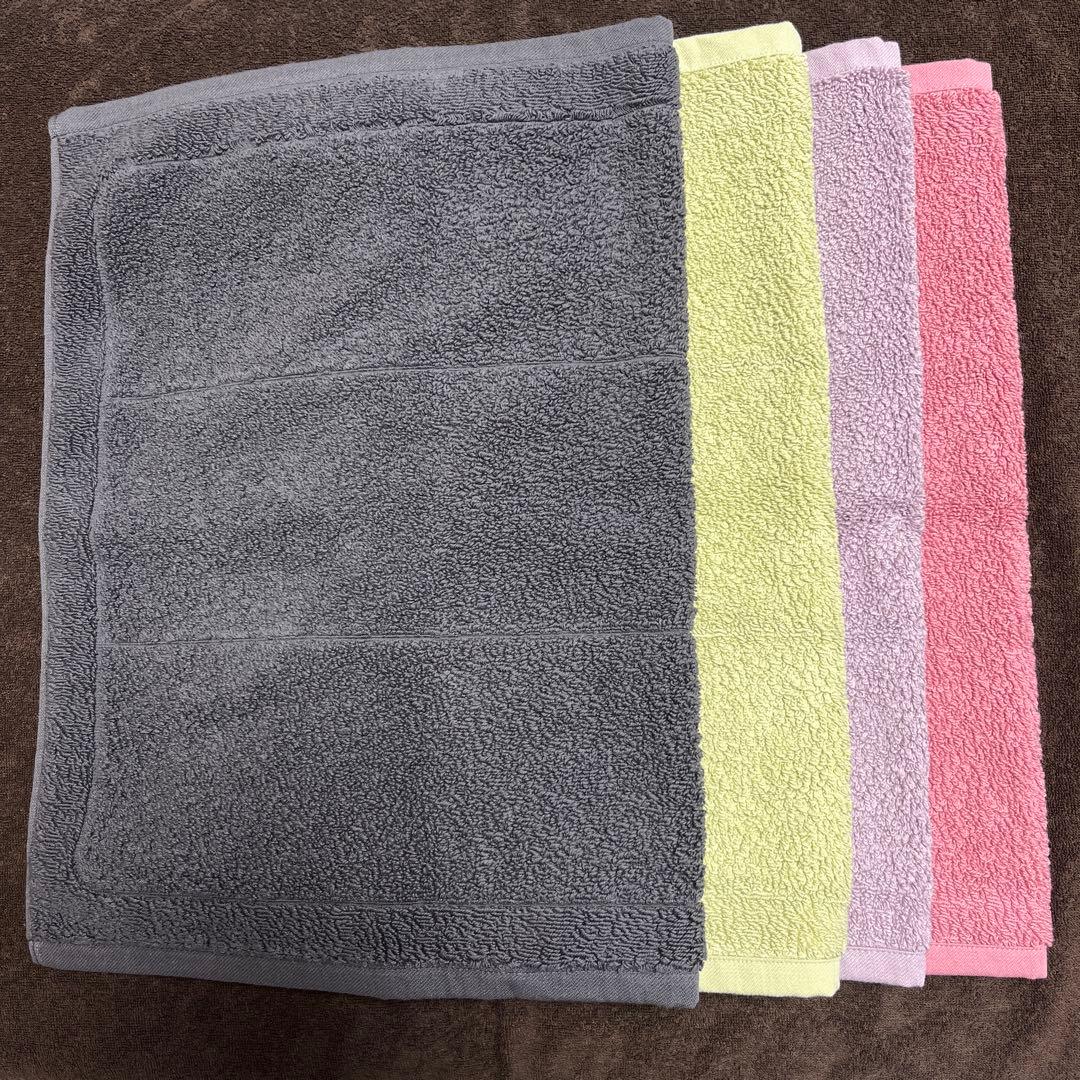 値下げ中 ホットマン1秒タオルバスマット4枚　綿100% 黒、緑、紫、ピンク