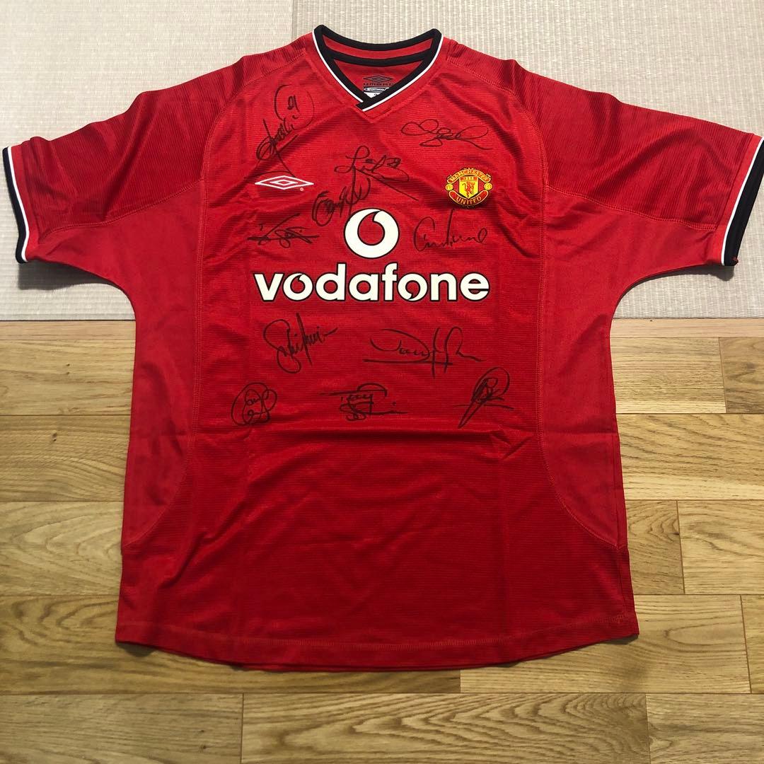 マンチェスターU 直筆サイン入りユニホーム