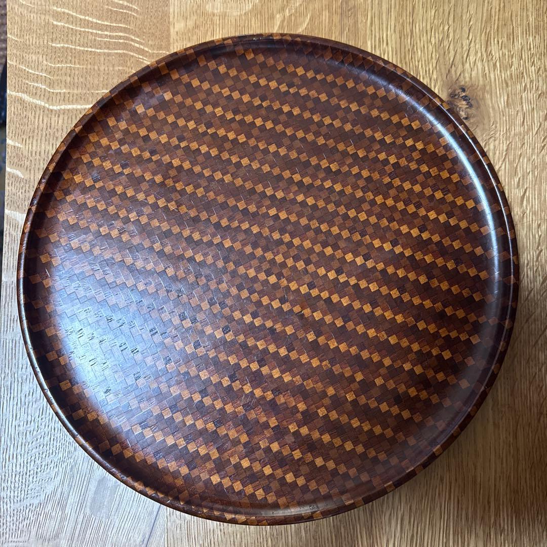 箱根細工　丸盆　市松模様　天然木　31センチ