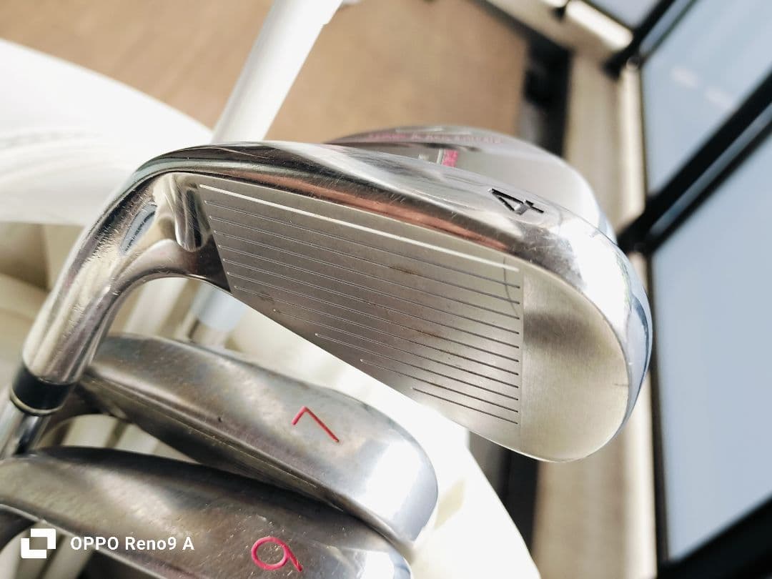 レディース【超お得】Callaway　キャディバッグ、クラブ9本セットカバー付属