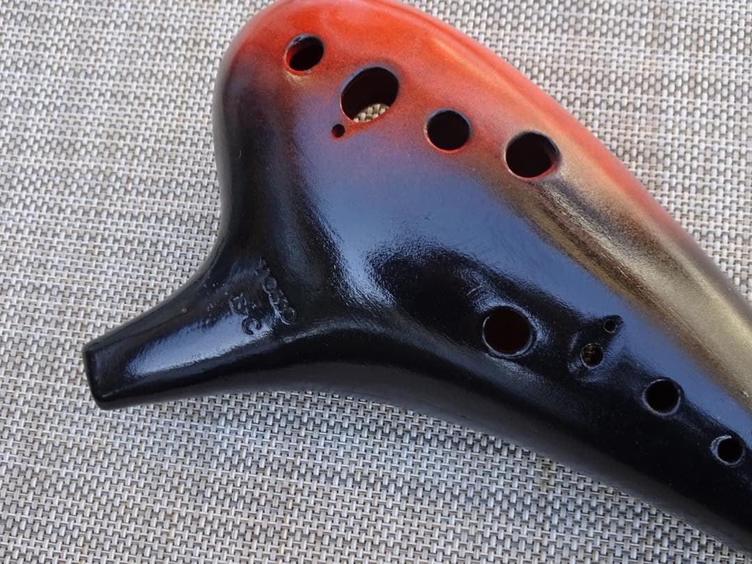 ＹＯＫＯオカリナ　バスC管（レッド）