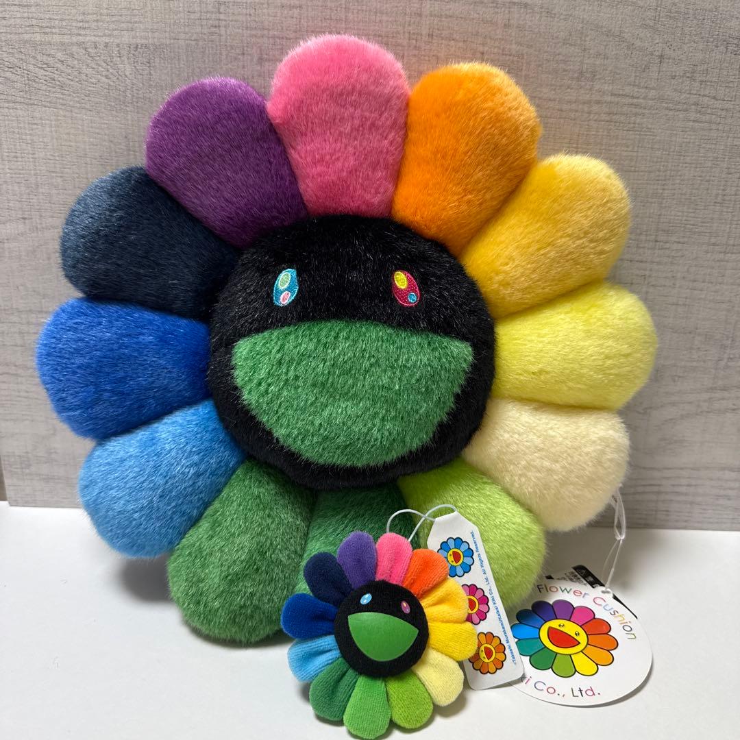 村上隆　kaikai kiki お花クッション　キーホルダー　セット