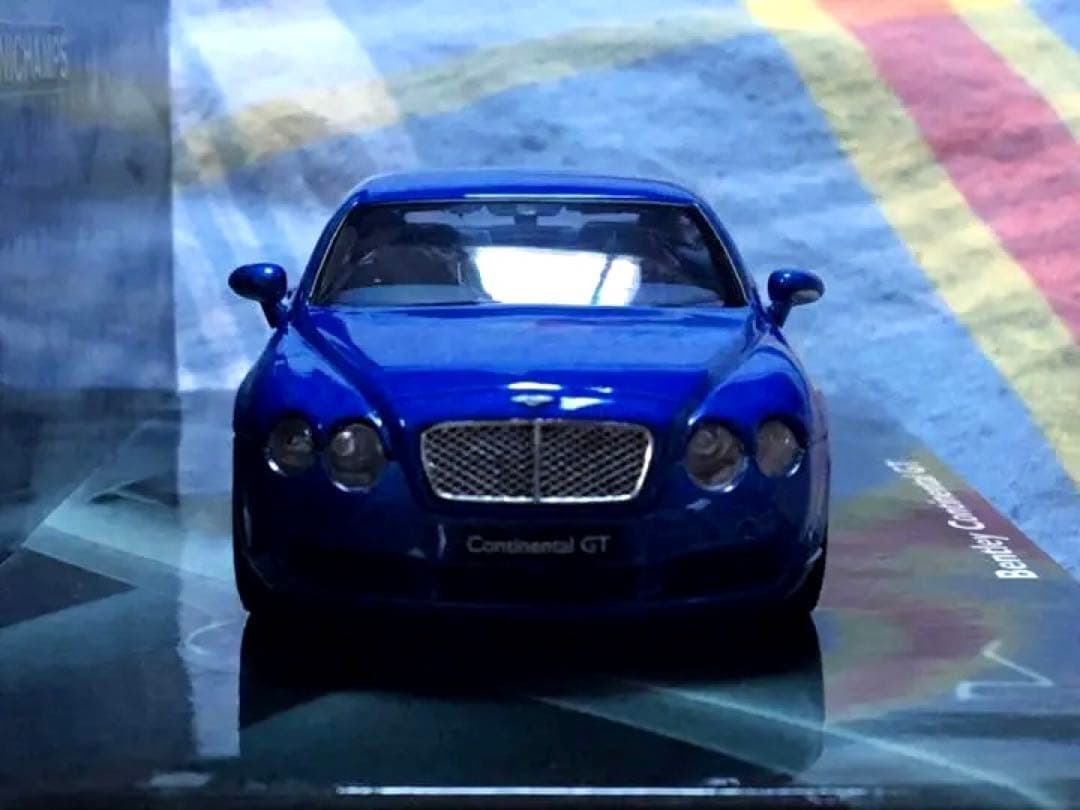 ミニチャンプス 1/43 ベントレー・コンチネンタル GT ブルーメタリック