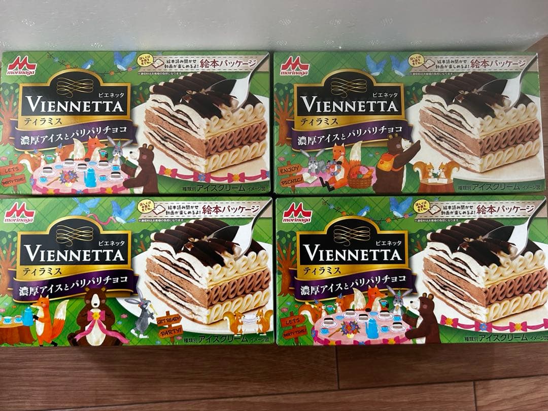 ビエネッタ　VIENNETTA ティラミス　４個