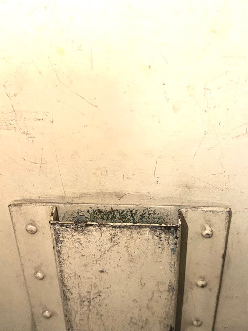 京阪電車⭐︎副標織　女学生・児童優先板