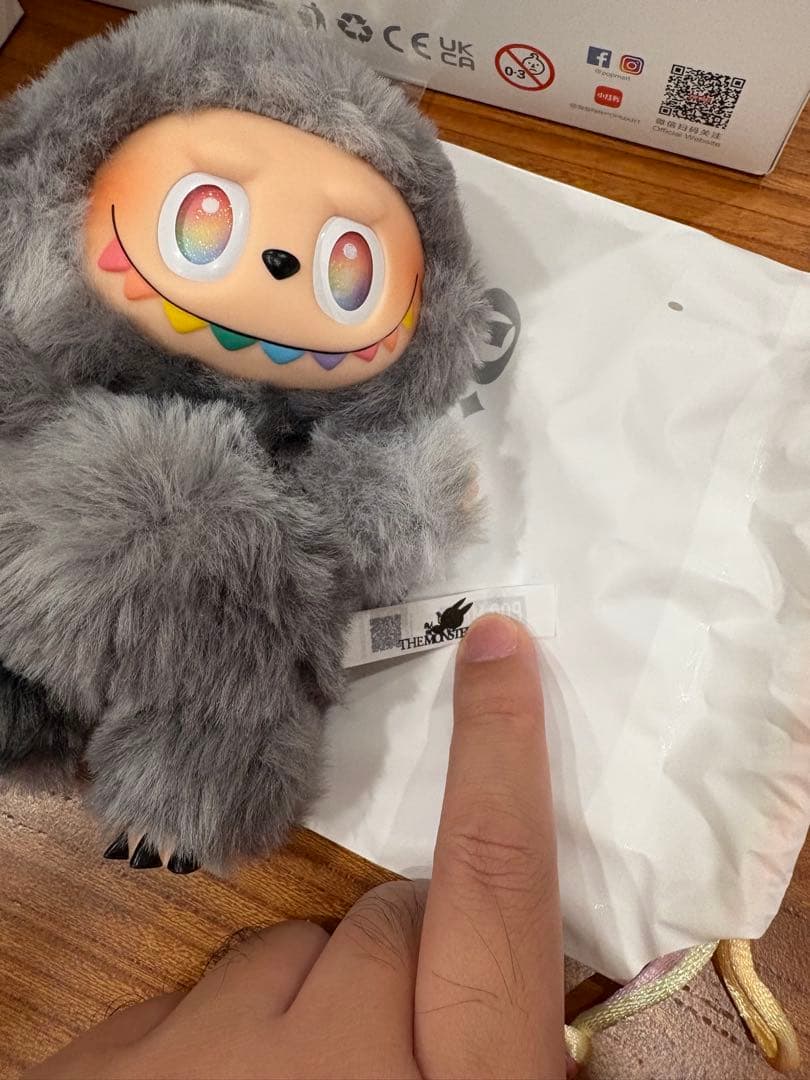 正規品　Labubu The Monsters ラブブ シークレット