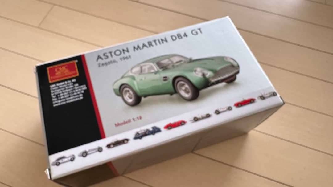 CMC 1/18 アストンマーティン DB4 GTツァガート