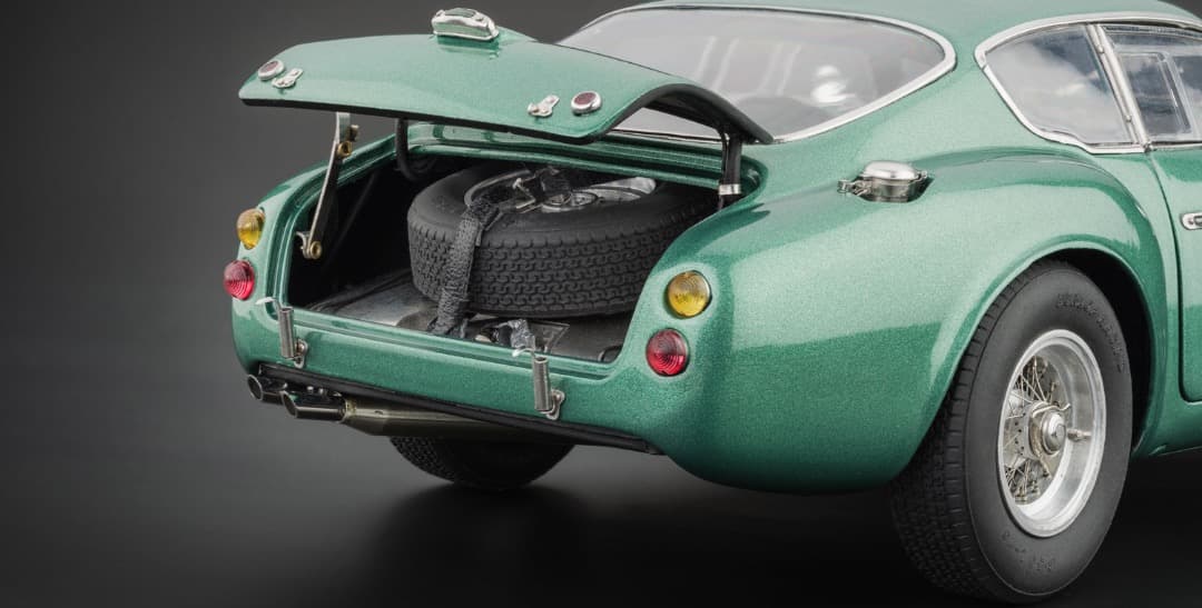 CMC 1/18 アストンマーティン DB4 GTツァガート