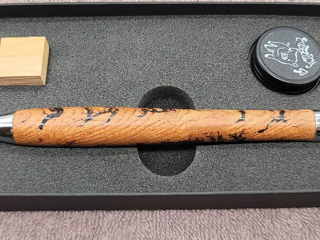 新品　こぶた工房　フラクタルバーニングウッド　ケヤキ　シャープペンシル0.5ミリ