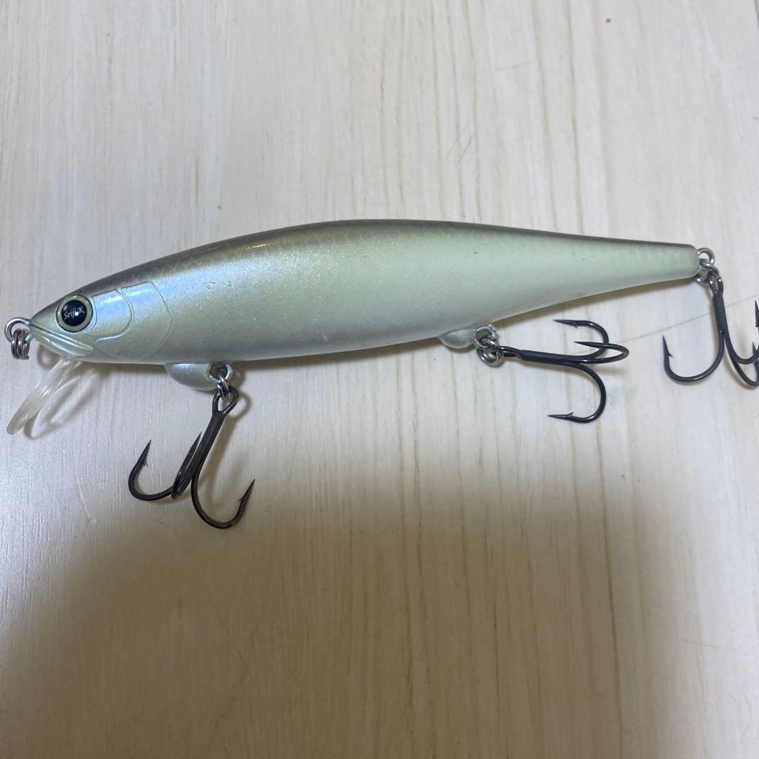 レヴォニック　シンディ　サラモア　ヴォルビート　中古