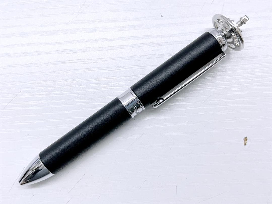 未使用保管　ヴィヴィアンウエストウッド　オーブ　ボールペン　 5118AC01