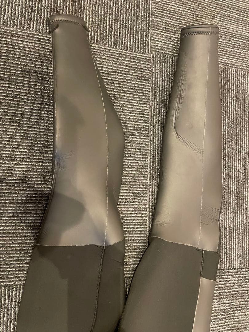 Fellow 新品セミドライスーツ 5×3ミリLサイズ