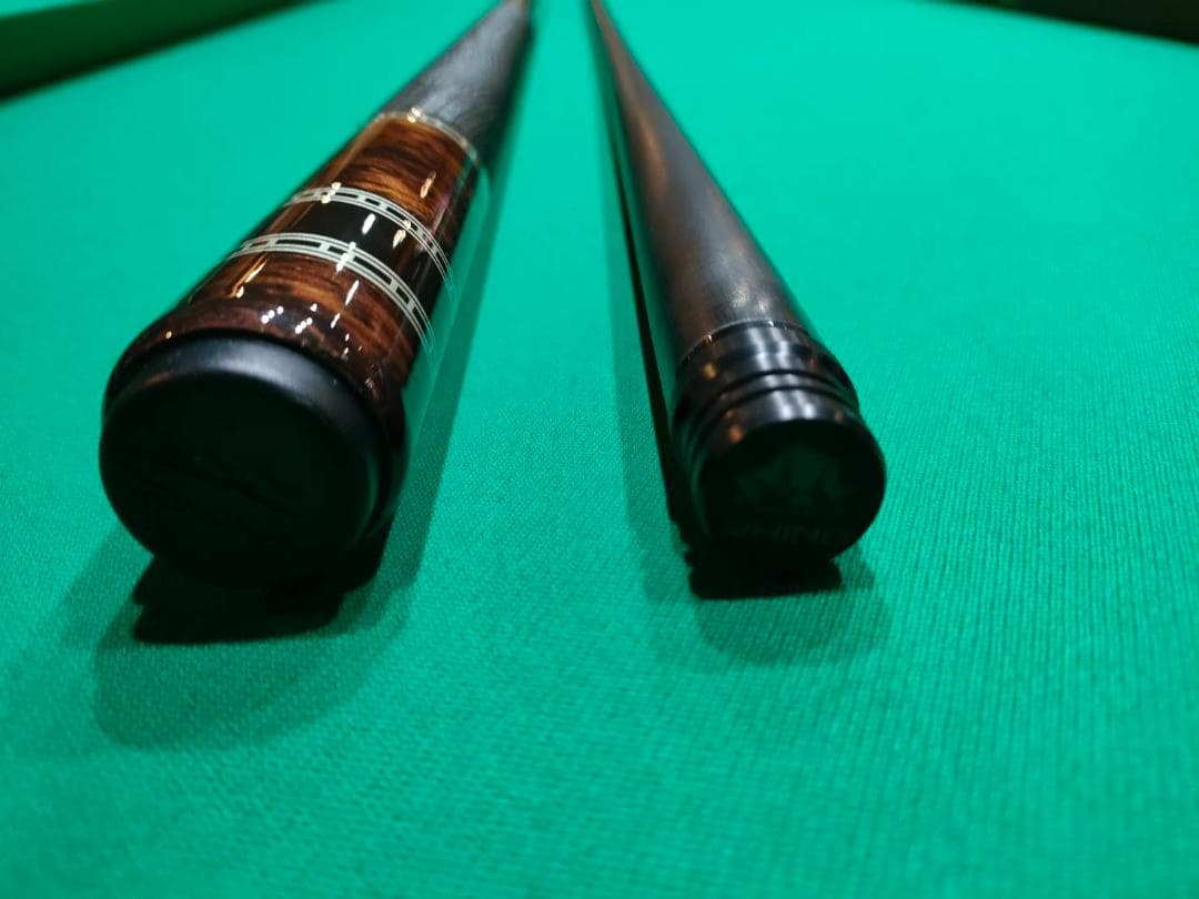 Rhino ライノ キュー Retro カーボンシャフト装備