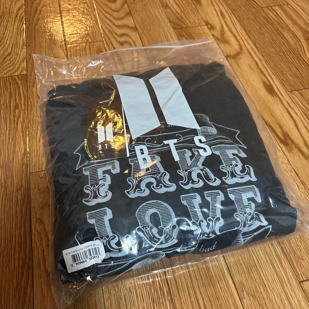 【新品未使用】BTS FAKE LOVE フーディー トレーナー Lサイズ