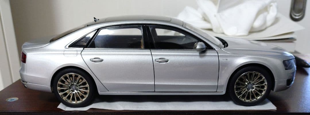 Audi A8 L W12 アウディA8