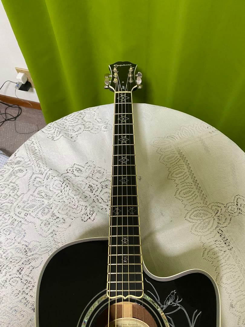 タ*坊様 極上美品　気分はホットチリペッパー！エピフォンDave Navarro