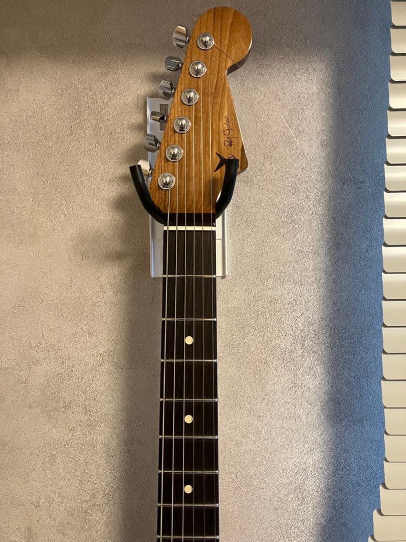 RYギター　ストラト　マルチレイヤー 　美品