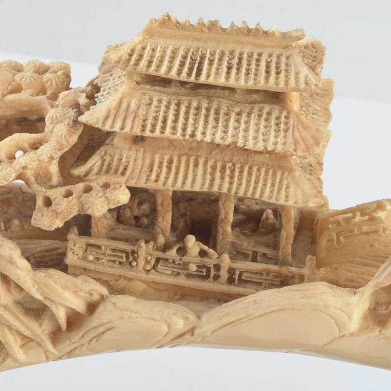 中国　河馬牙製　楼閣山水透かし雕　床飾　置物　唐木台付　V　9341