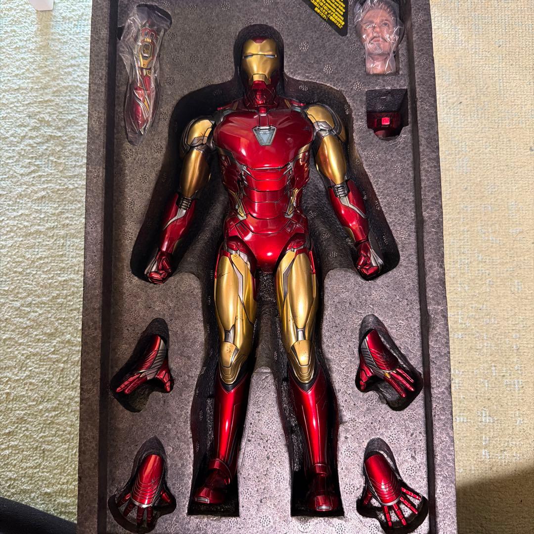 HotToys【アイアンマンMark85】フィギュア
