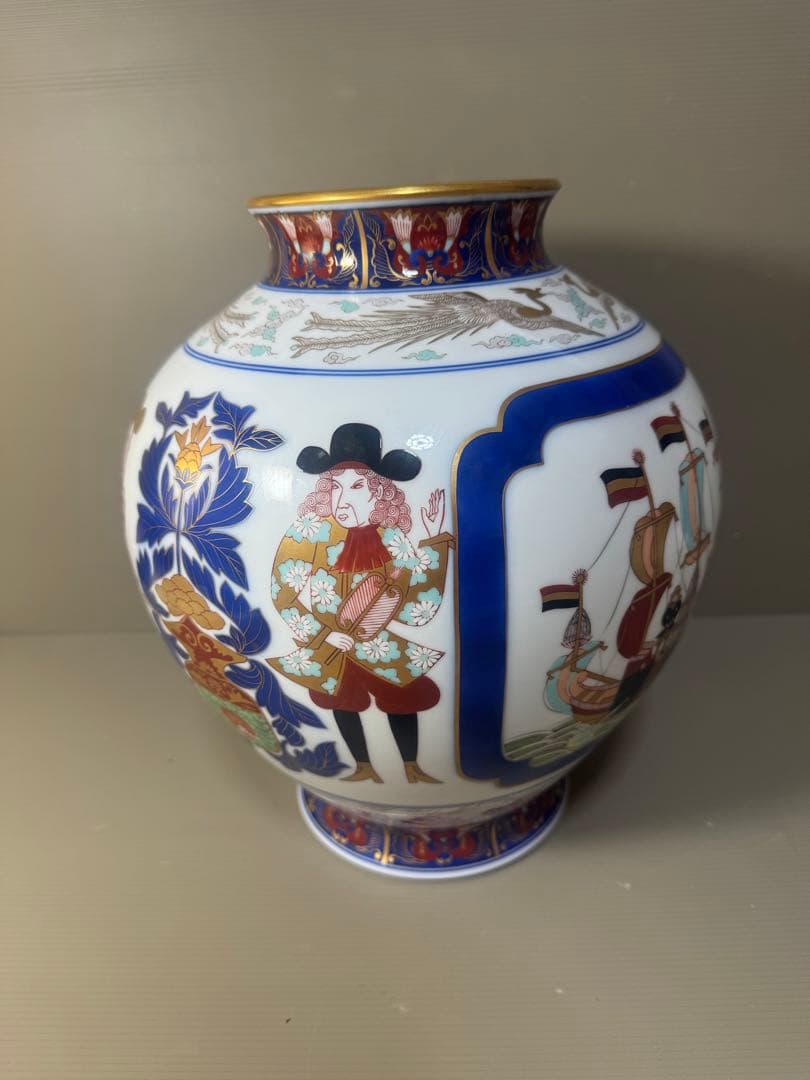 2456 希少　オールド香蘭社 ハイライン 南蛮渡来船  和蘭陀人 花瓶　金彩