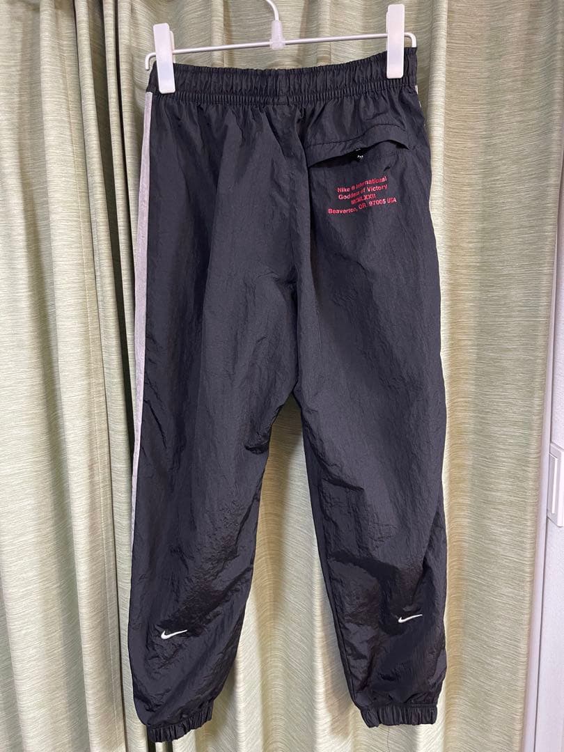 NIKE SWOOSH PANTS スウォッシュ ウーブンパンツ　スウッシュ L